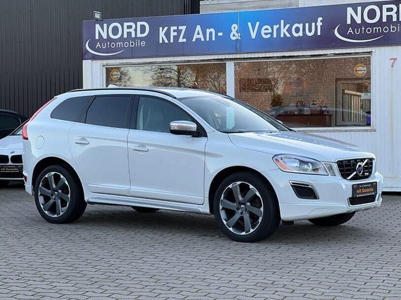 Weiß Gebraucht 2012 Volvo XC60 R-Design SUV | 12.999 € (Fairer Preis) - Bild 1/4