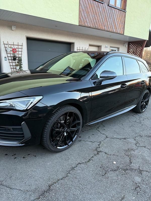 Gebraucht Cupra Leon 245 PS (180 kW) 2021 Schwarz Kombi