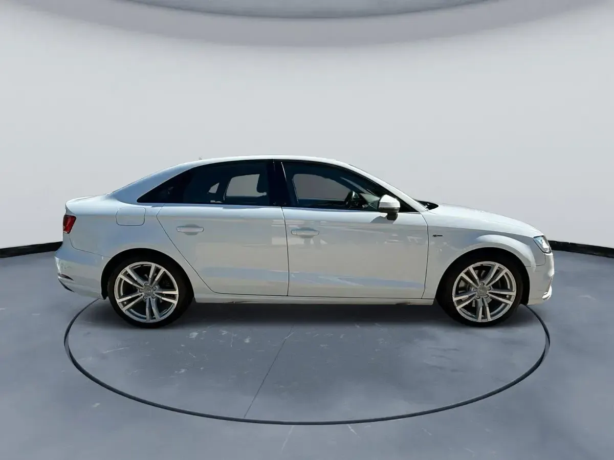 Gebraucht Audi A3 S-Line 184 PS (135 kW) 2016 Weiß Limousine