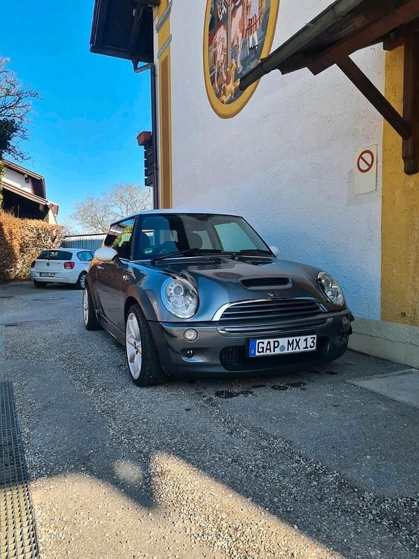Grau Gebraucht 2005 Mini Cooper S Kleinwagen | 1.250 € - Bild 1/4