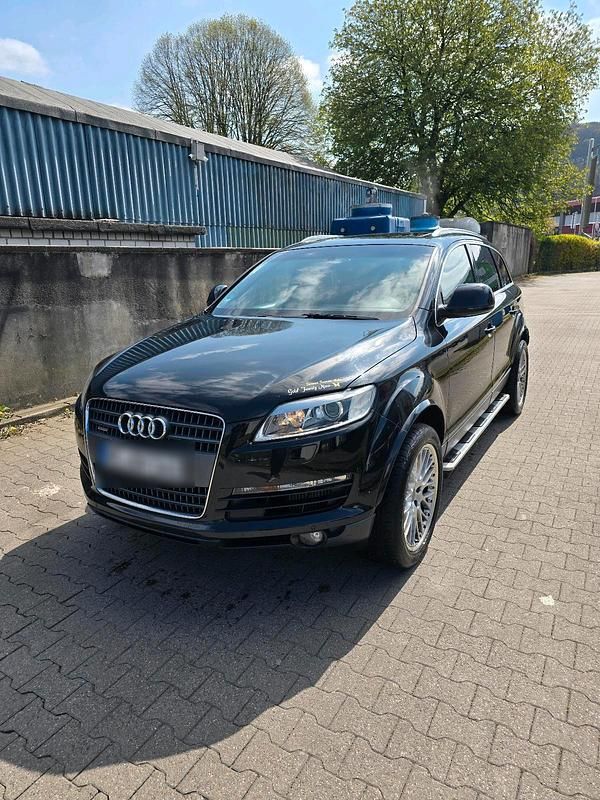 Schwarz Gebraucht 2009 Audi Q7 SUV | 9.980 € (Superpreis) - Bild 1/4
