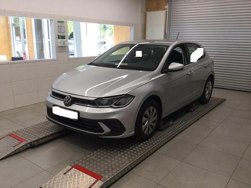 Silber Gebraucht 2022 VW Polo Life Kleinwagen | 14.489 € (Guter Preis) - Bild 1/4