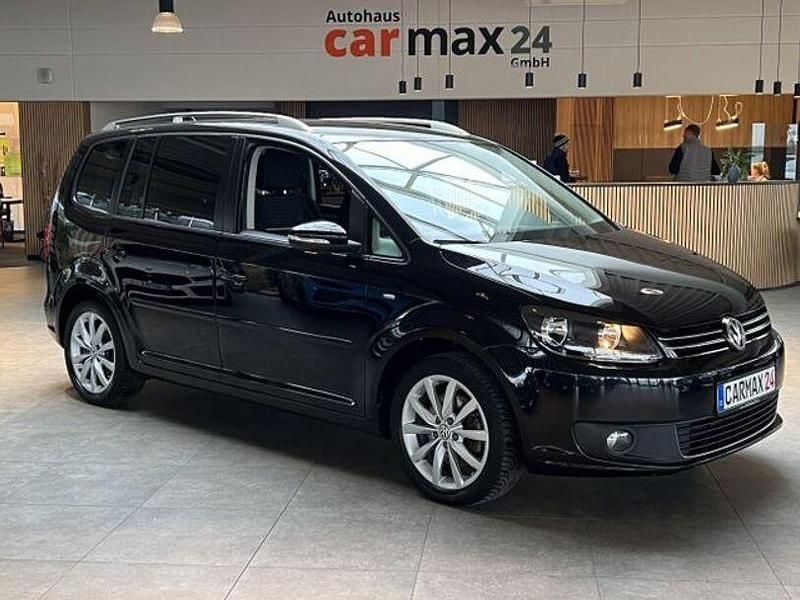Schwarz Gebraucht 2015 VW Touran Cup Van / Kleinbus | 9.400 € (Superpreis) - Bild 1/4