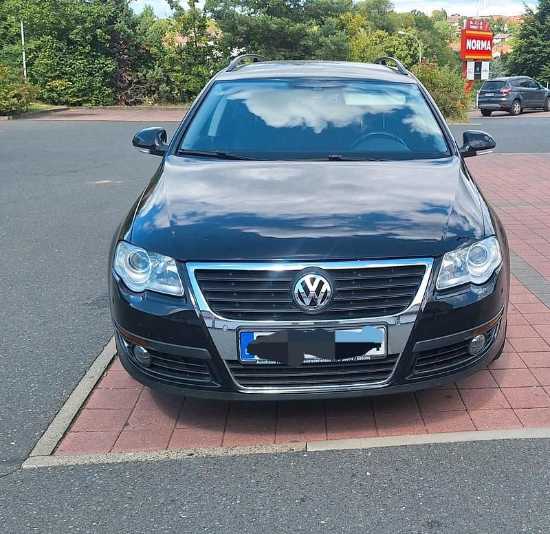 Schwarz Gebraucht 2009 VW Passat Limousine | 1.990 € (Superpreis) - Bild 1/4