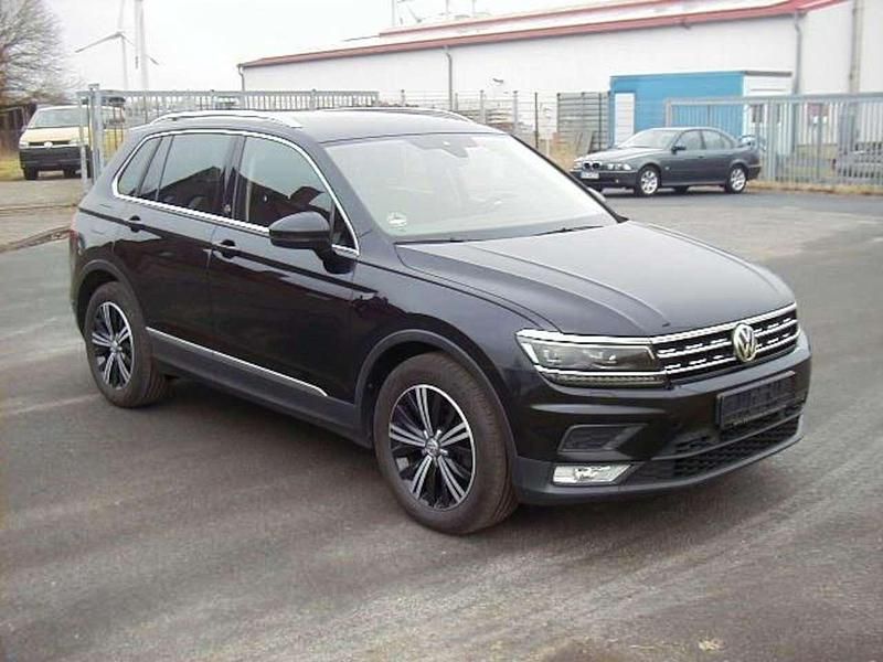 Gebraucht VW Tiguan Sound 150 PS (110 kW) 2017 Schwarz SUV