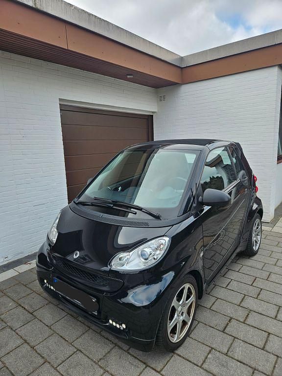 Gebraucht Smart ForTwo Cabrio 71 PS (52 kW) 2011 Schwarz Cabrio