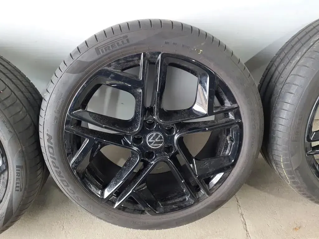 Gebraucht VW Tayron Style 150 PS (110 kW) 2025 Schwarz SUV