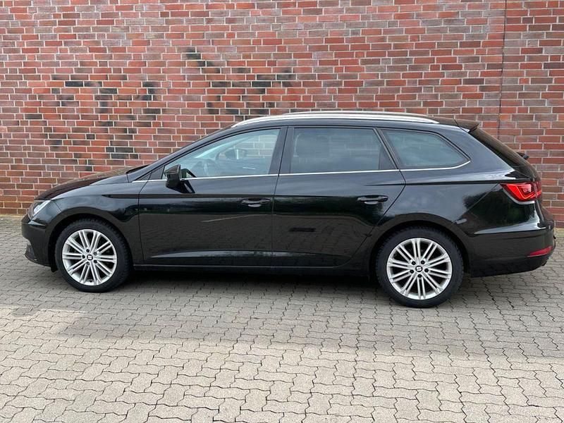 Schwarz Gebraucht 2018 Seat Leon ST XCELLENCE Kombi | 11.990 € (Fairer Preis) - Bild 1/4
