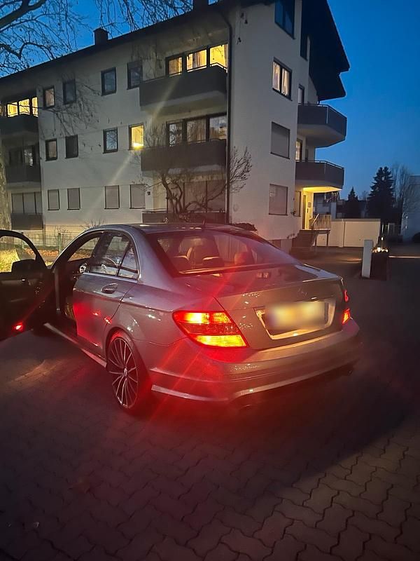 Gebraucht Mercedes C280 AMG 231 PS (169 kW) 2009 Grau Limousine