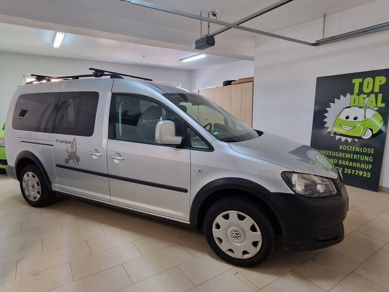Silber Gebraucht 2012 VW Caddy Maxi Beach Van / Kleinbus | 22.999 € - Bild 1/4