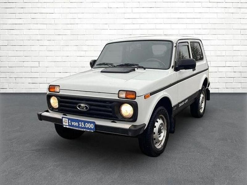Gebraucht Lada Taiga 83 PS (61 kW) 2020 Weiß SUV