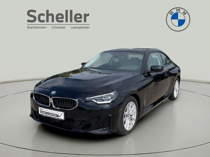 Schwarz Gebraucht 2022 BMW 220 Advantage | 30.899 € (Guter Preis) - Bild 1/4