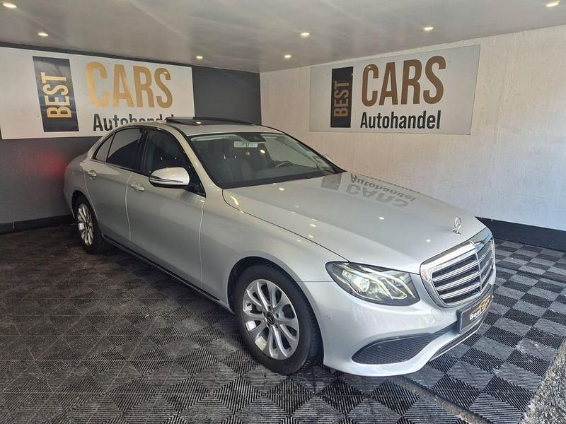 Gebraucht Mercedes E200 184 PS (135 kW) 2019 Silber Limousine