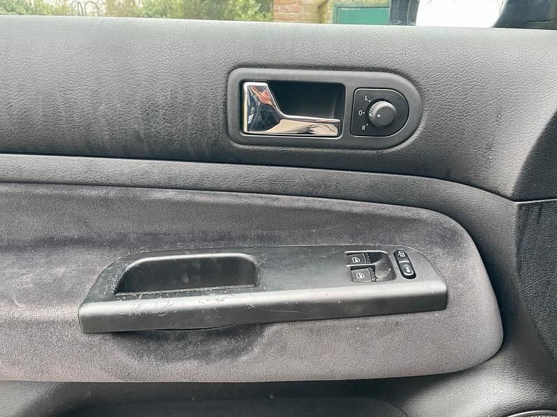 Gebraucht VW Golf IV 75 PS (55 kW) 2002 Blau Kleinwagen