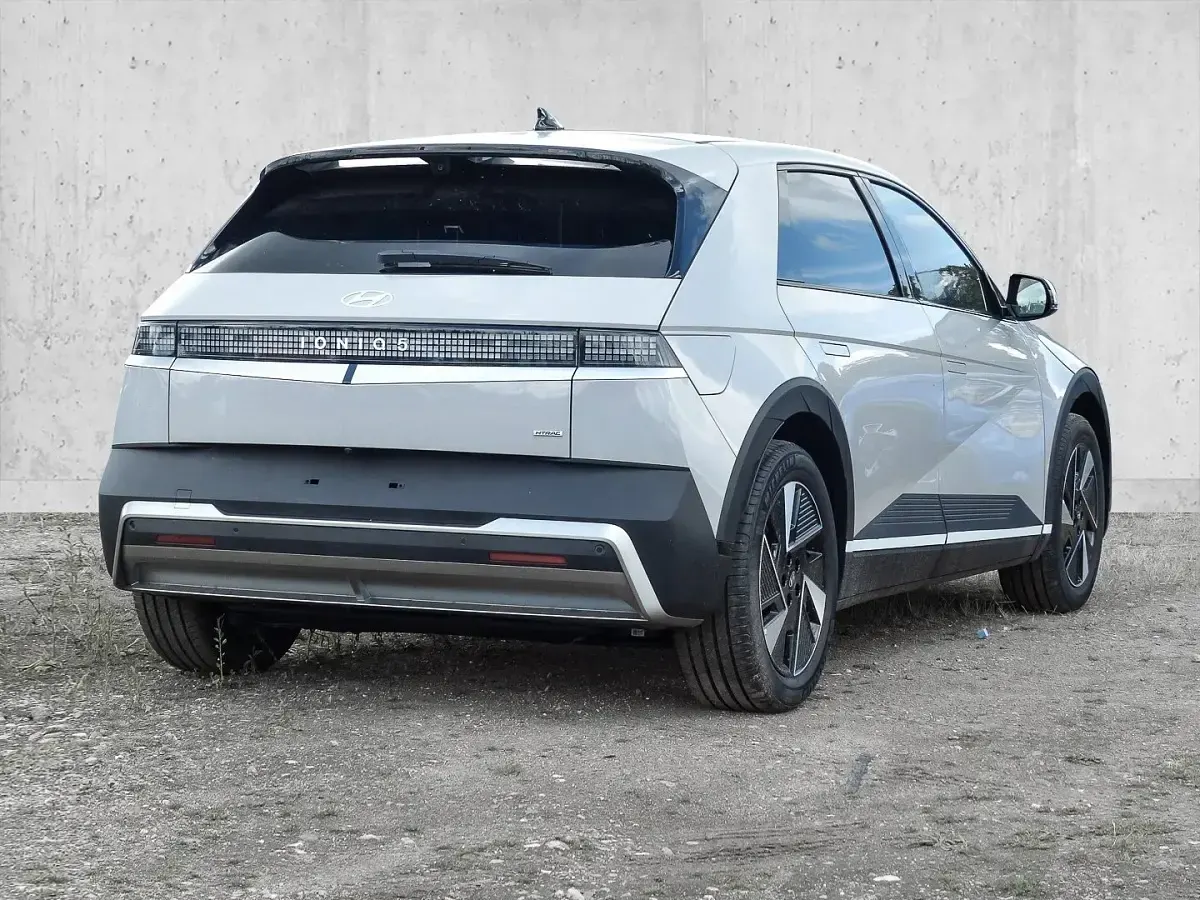 Neu Hyundai Ioniq 5 125 kW (170 PS) 2026 Cyber grey SUV