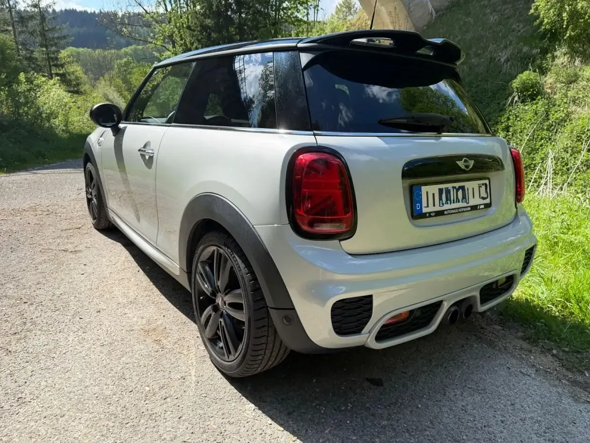 Käytetty Mini John Cooper Works 192 HP (141 kW) 2016 Hopea Viistoperä