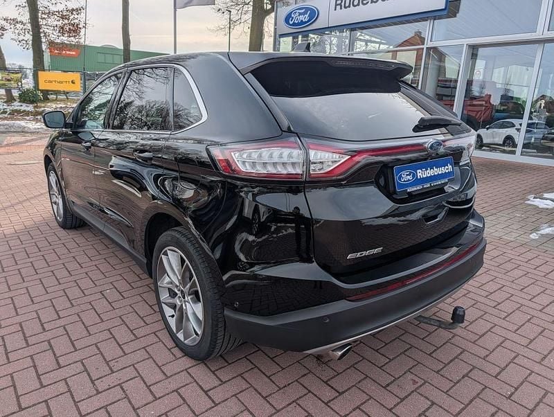 Gebraucht Ford Edge Titanium 209 PS (153 kW) 2016 Schwarz SUV