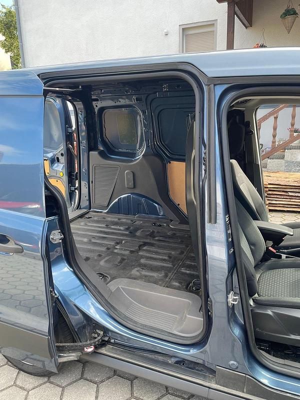 Gebraucht Ford Transit Connect 120 PS (88 kW) 2019 Blau Van / Kleinbus