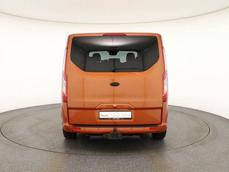 Gebraucht Ford Tourneo 2020 Orange Van / Kleinbus