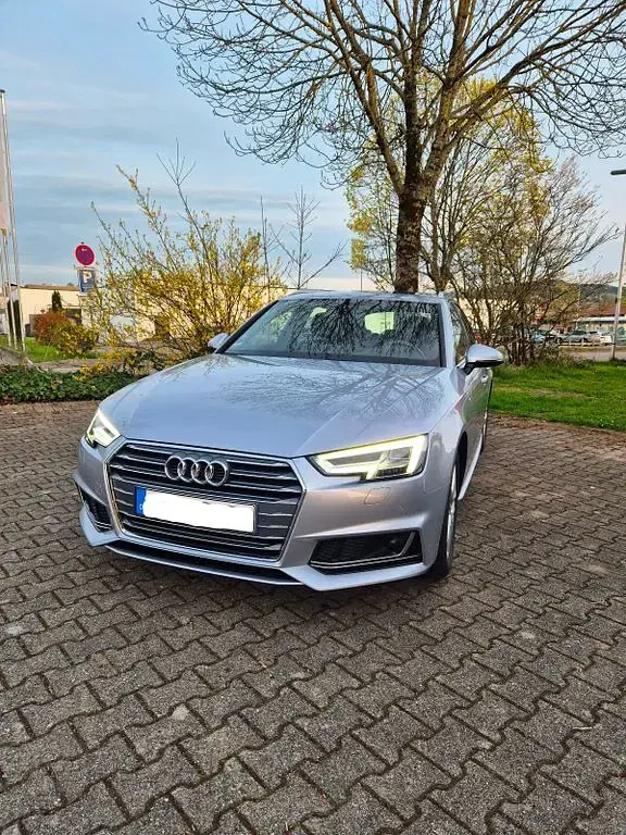 Gebraucht Audi A4 S-Line 150 PS (110 kW) 2017 Grau Kombi