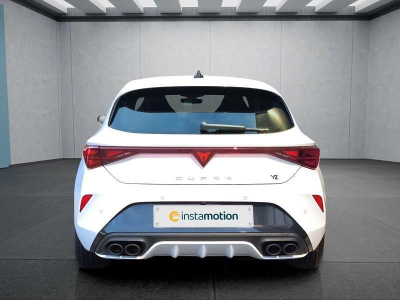 Second-hand Cupra Leon 300 CP (220 kW) 2025 Alb Hatchback