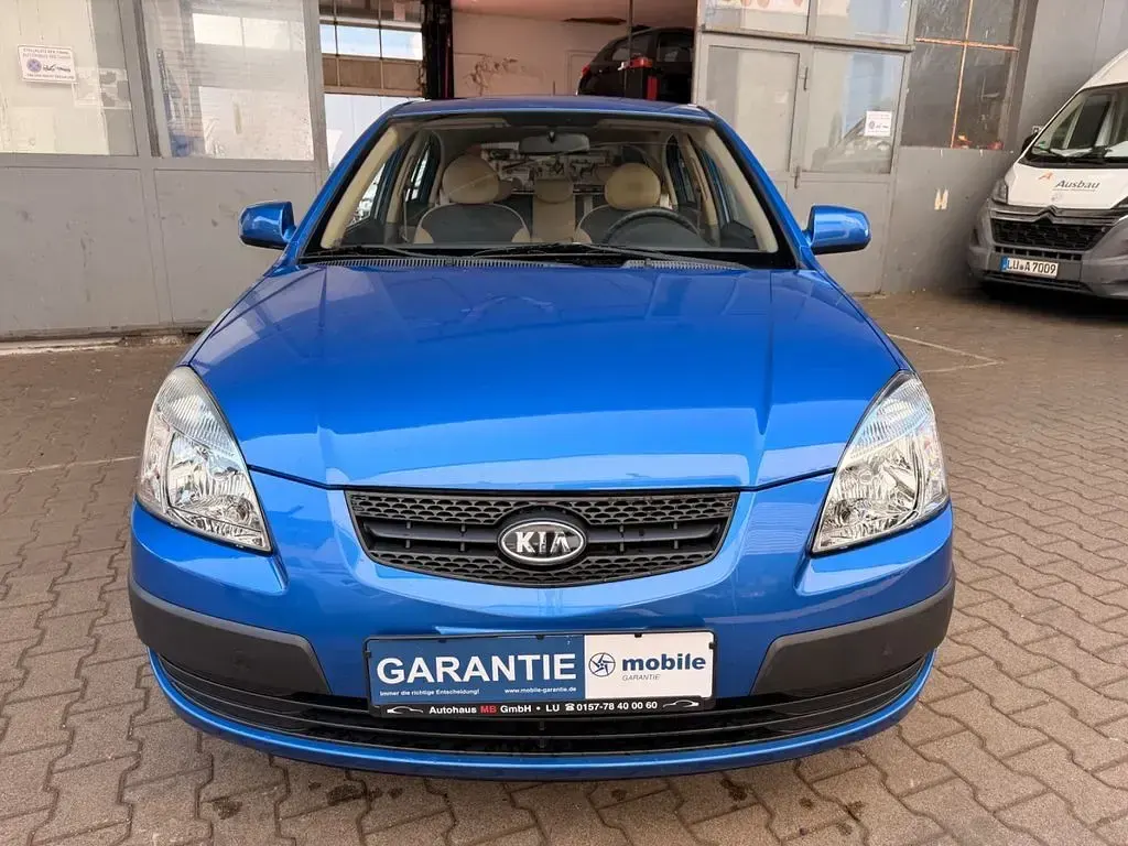 Gebraucht Kia Rio Basis 97 PS (71 kW) 2009 Kleinwagen
