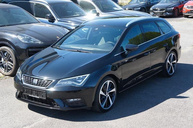 Schwarz Gebraucht 2018 Seat Leon ST XCELLENCE Kombi | 16.888 € (Fairer Preis) - Bild 1/4