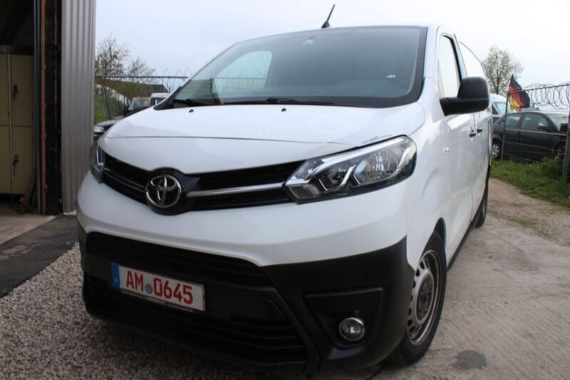 Weiß Gebraucht 2017 Toyota Proace Comfort Van | 13.599 € (Fairer Preis) - Bild 1/4