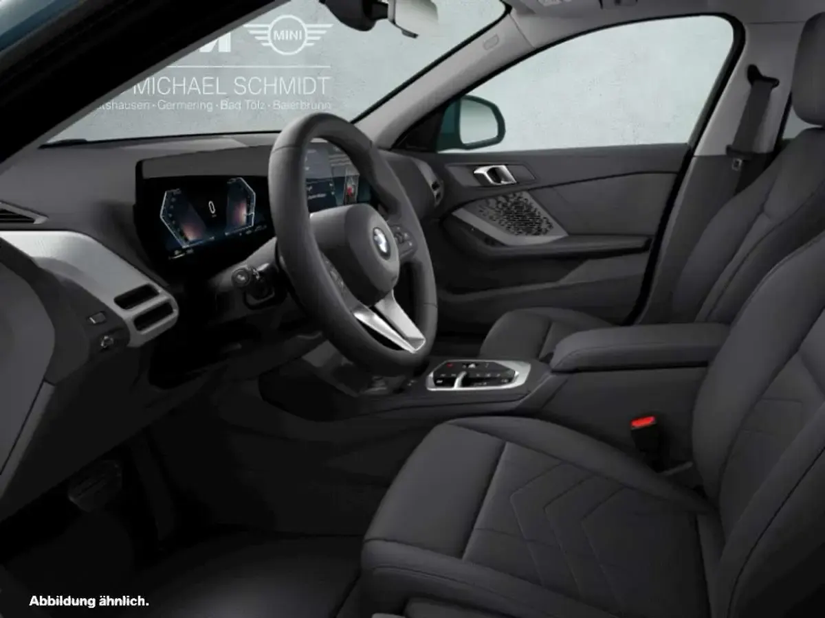 Neu BMW 118 150 PS (110 kW) 2025 Grün Kleinwagen