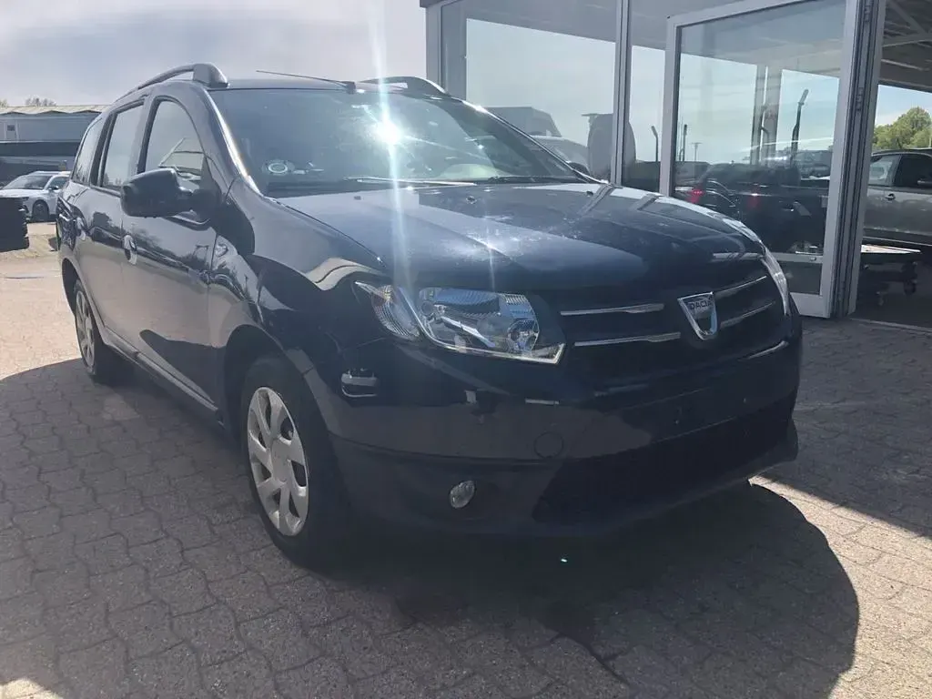Gebraucht Dacia Logan MCV Lauréate 90 PS (66 kW) 2014 Blau Limousine
