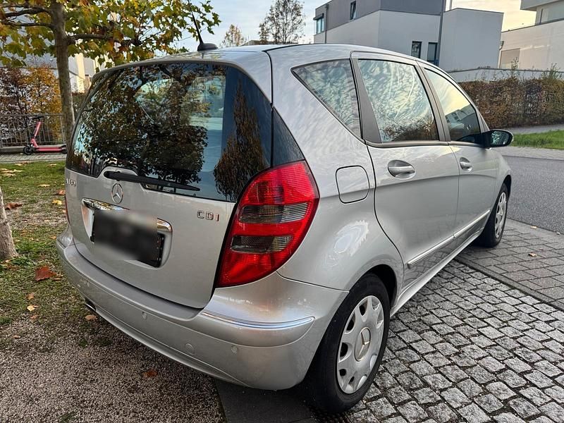 Gebraucht Mercedes A180 Avantgarde 109 PS (80 kW) 2005 Silber Limousine