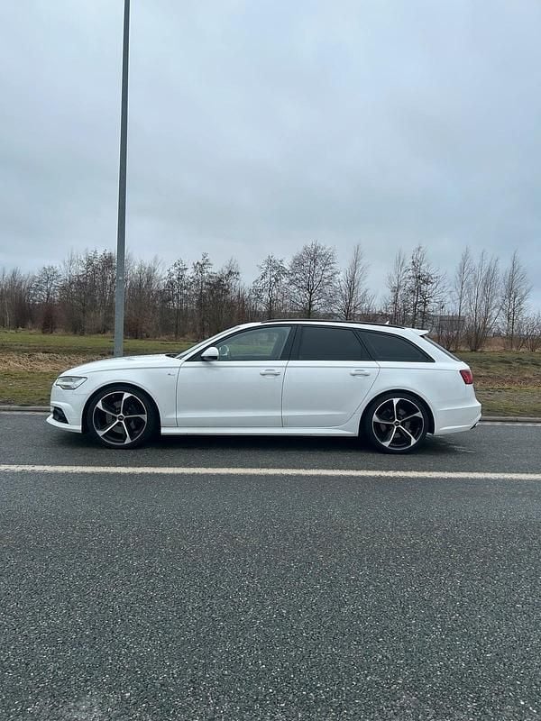 Gebraucht Audi A6 Ambiente 272 PS (200 kW) 2014 Weiß Kombi