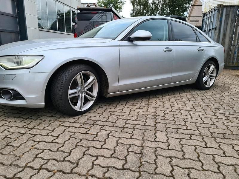 Gebraucht Audi A6 204 PS (150 kW) 2012 Grau Limousine
