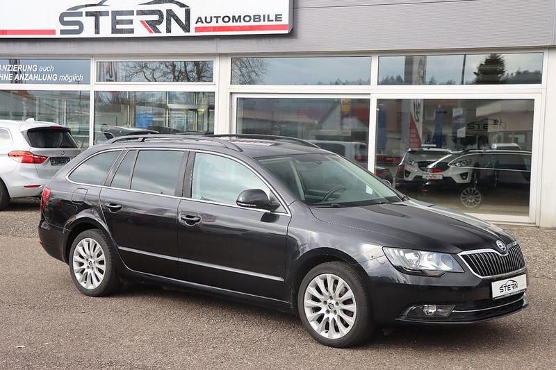 Gebraucht Skoda Superb Exclusive 170 PS (125 kW) 2014 Schwarz Kombi