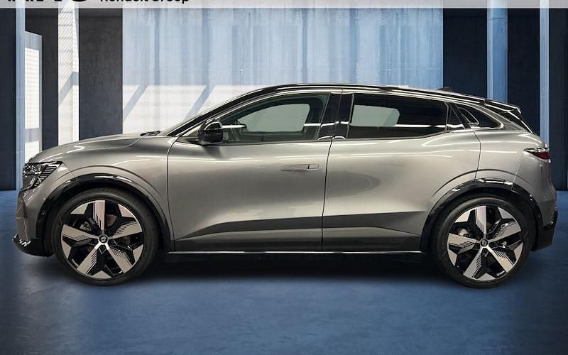 Gebraucht Renault Megane E-Tech Techno 160 kW (218 PS) 2022 Dolomitgrau mit dach in black Limousine