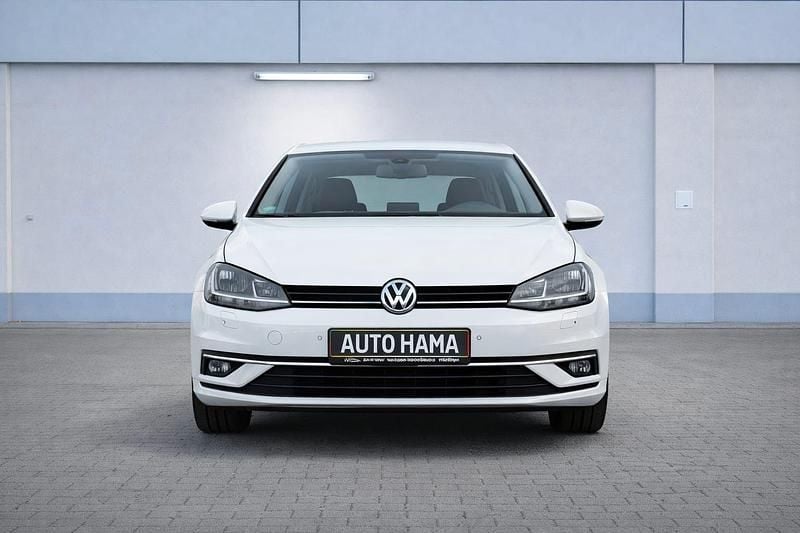 Gebraucht VW Golf VII Sound 110 PS (80 kW) 2018 Weiß Kleinwagen