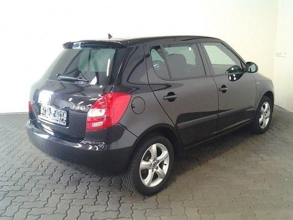 Gebraucht Skoda Fabia Fresh 86 PS (63 kW) 2011 Schwarz Limousine
