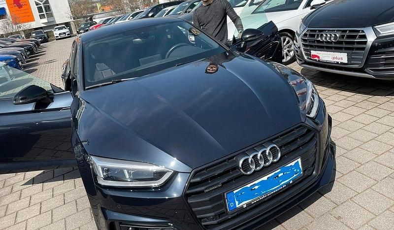 Blau Gebraucht 2017 Audi A5 Sportback Sport Limousine | 18.995 € (Fairer Preis) - Bild 1/4