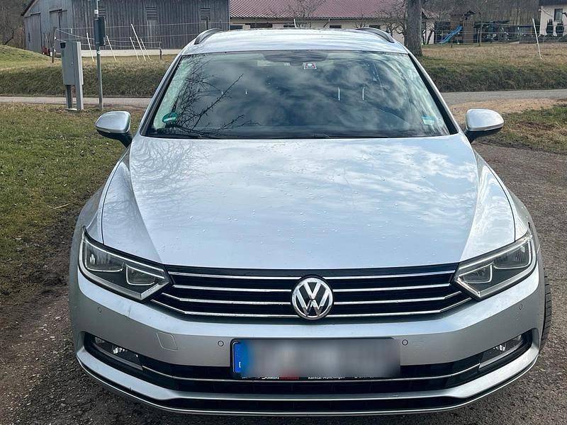 Silber Gebraucht 2015 VW Passat Kombi | 9.300 € (Superpreis) - Bild 1/4