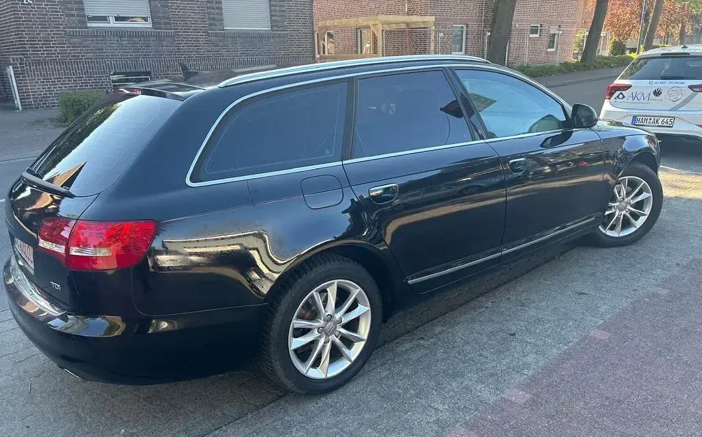 Gebraucht Audi A6 Advanced 190 PS (139 kW) 2011 Schwarz Kombi
