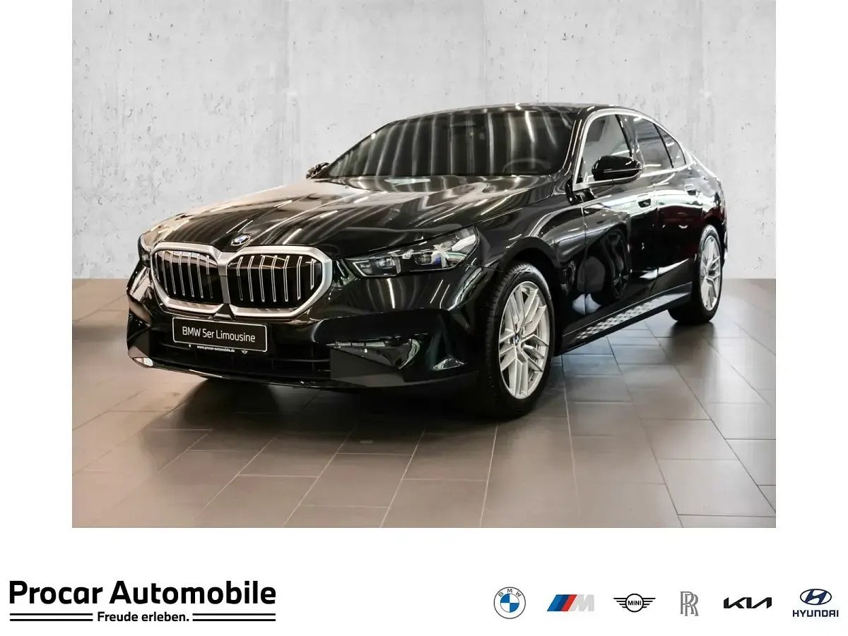 Gebraucht BMW 520 Sport Line 190 PS (139 kW) 2025 Limousine