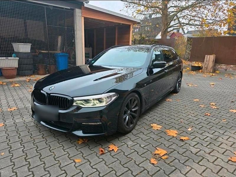 Gebraucht BMW 530 M Sport 252 PS (185 kW) 2017 Schwarz Kombi