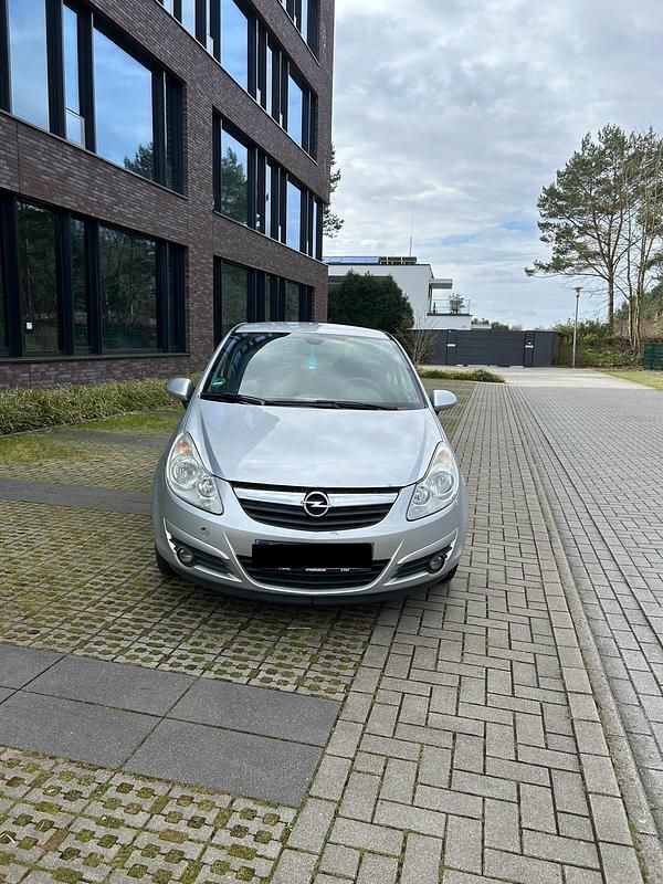 Gebraucht Opel Corsa 80 PS (58 kW) 2007 Silber Kleinwagen