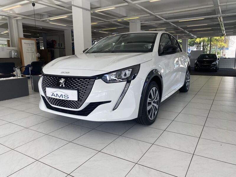 Weiß Gebraucht 2022 Peugeot e-208 Active Kleinwagen | 17.790 € (Fairer Preis) - Bild 1/4