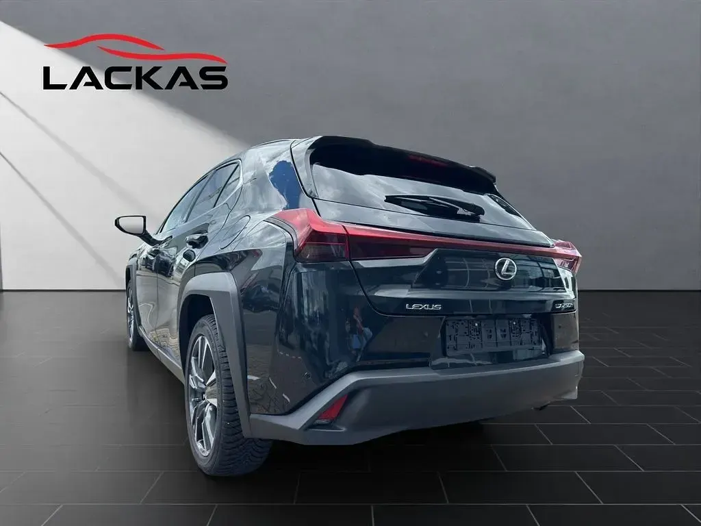 Gebraucht Lexus UX 152 PS (111 kW) 2023 Schwarz SUV