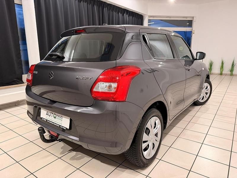 Gebraucht Suzuki Swift 90 PS (66 kW) 2019 Grau Kleinwagen