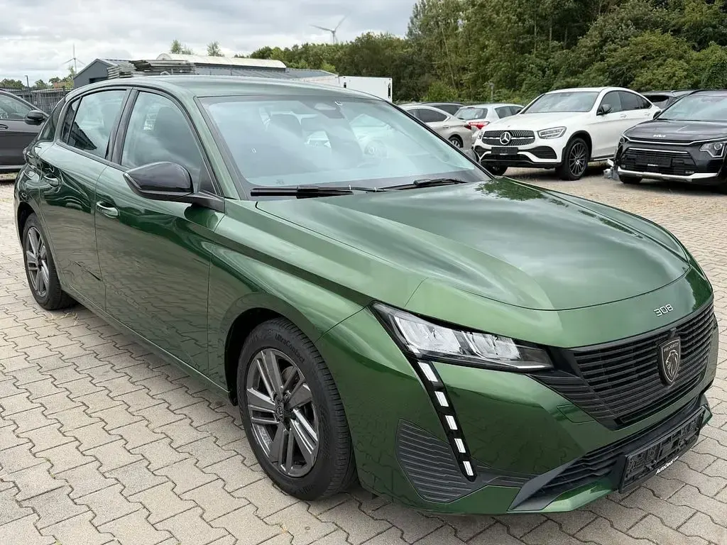 Gebraucht Peugeot 308 131 PS (96 kW) 2022 Grün Limousine