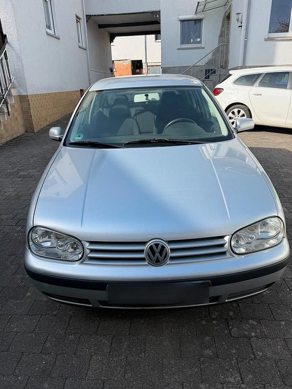 Gebraucht VW Golf IV 80 PS (58 kW) 2002 Grau Kleinwagen