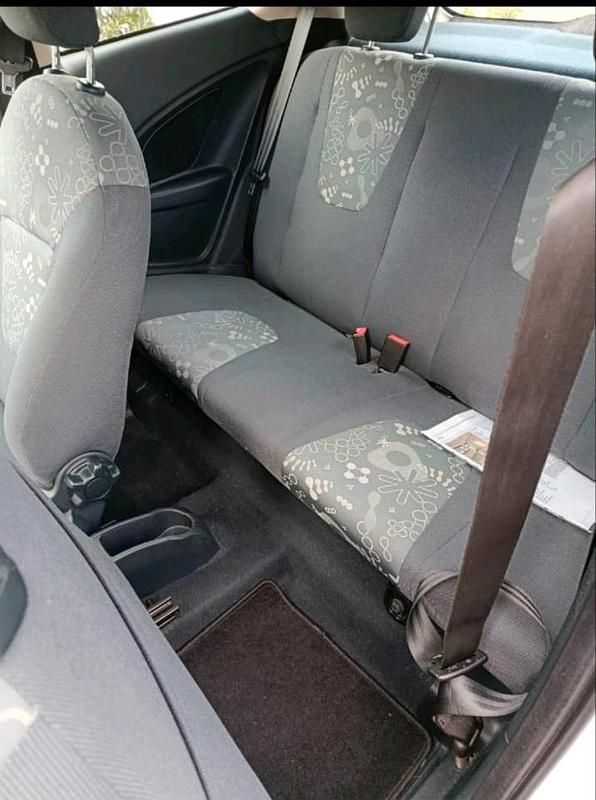 Gebraucht Ford Transit 69 PS (50 kW) 2016 Weiß Kleinwagen