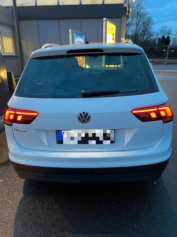 Weiß Gebraucht 2018 VW Tiguan Join SUV | 19.500 € (Fairer Preis) - Bild 1/4